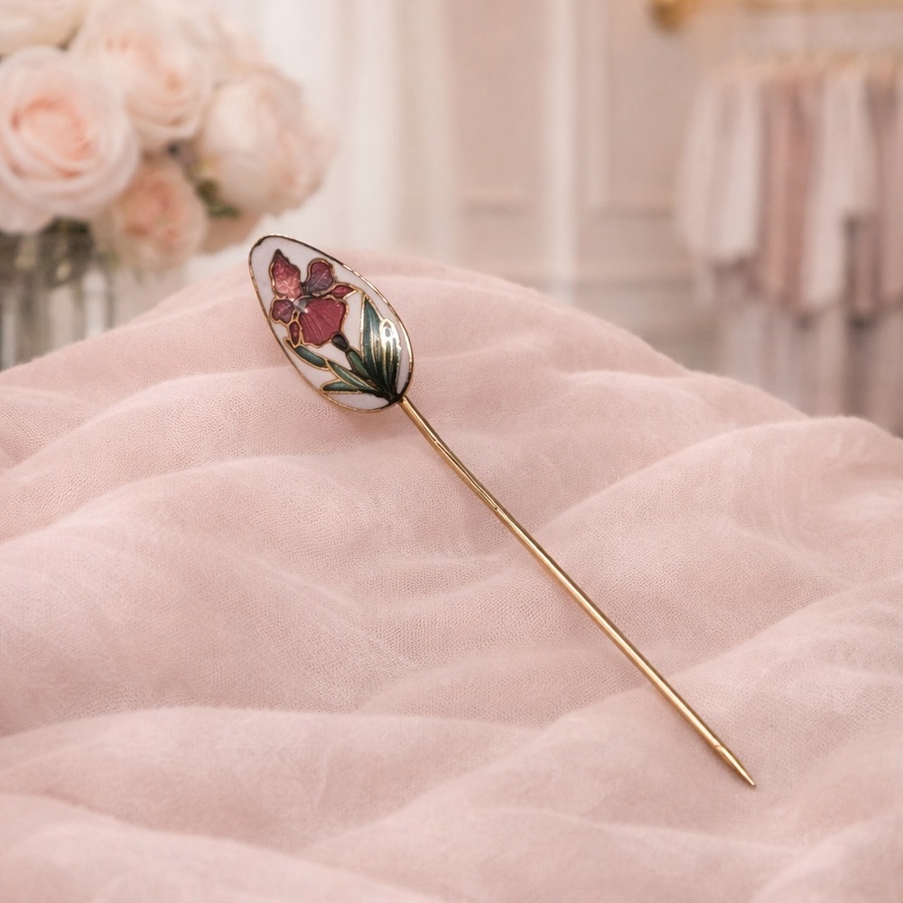 Vintage Floral Stick Pin Enamel Flower Lapel Pin Gold Tone